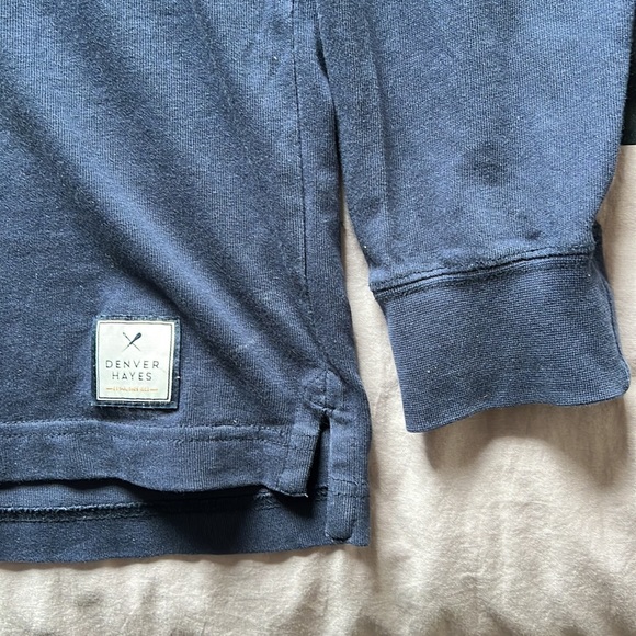 Denver Hayes Long Sleeve T-Shirt (Blue) - Men’s M - Picture 4 of 7